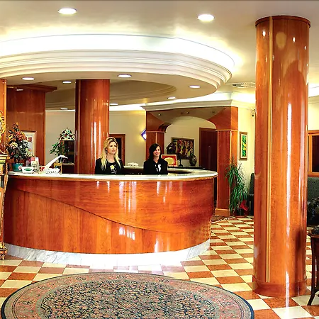 Maritan & Hotel Padova