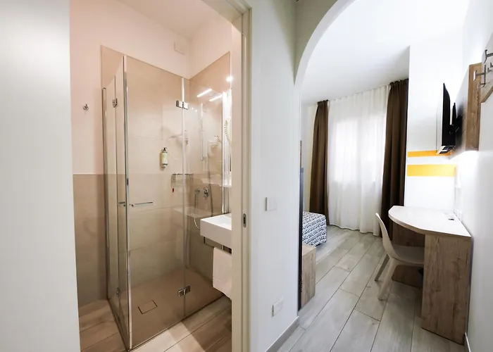 Отель Maritan & 3*